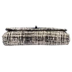 Pre Owned Prada Black/White Printed Tweed Turnlock Flap Clutch