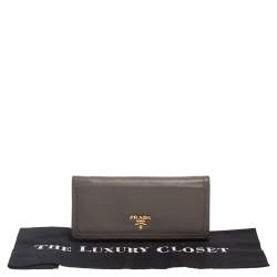 Pre Owned Prada Taupe Leather Flap Continental Wallet