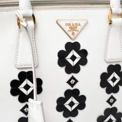 Pre Owned Prada Off White Floral Applique Patent Leather Medium Double Zip Tote