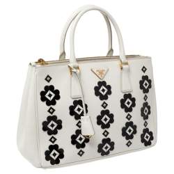 Pre Owned Prada Off White Floral Applique Patent Leather Medium Double Zip Tote