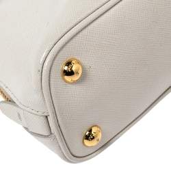 Pre Owned Prada White Saffiano Leather Mini Promenade Crossbody Bag