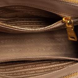 Pre Owned Prada Beige Saffinao Leather Mini Galleria Tote