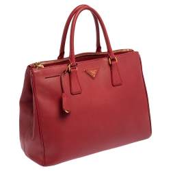 Pre Owned Prada Red Saffiano Leather Large Galleria Double Zip Tote
