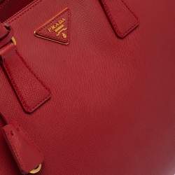 Pre Owned Prada Red Saffiano Leather Large Galleria Double Zip Tote