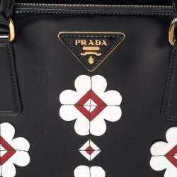 Pre Owned Prada Black Spazzolato Leather Medium Flowers Galleria Tote