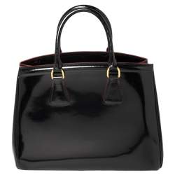 Pre Owned Prada Black Spazzolato Leather Parabole Tote