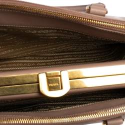 Pre Owned Prada Beige Saffiano Lux Leather Frame Double Zip Tote