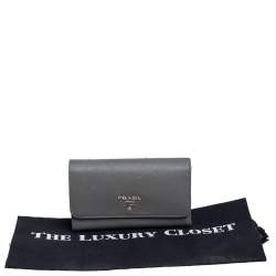 Pre Owned Prada Grey Saffiano Lux Leather Trifold Wallet