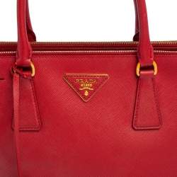 Pre Owned Prada Red Saffiano Lux Leather Small Galleria Tote