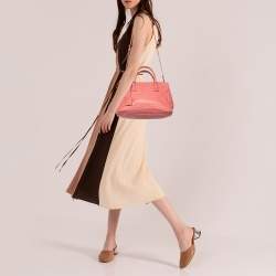 Pre Owned Prada Pink Ostrich Small Galleria Tote