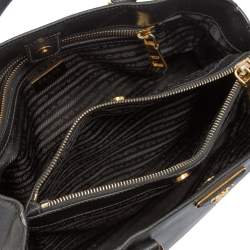 Pre Owned Prada Black Saffiano Lux Leather Middle Zip Tote
