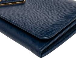 Pre Owned محفظة كونتينينتال برادا بقلاب جلد سافيانو أزرق