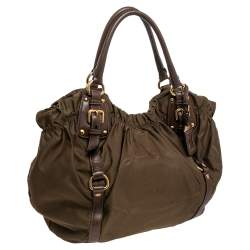 Pre Owned حقيبة كتف برادا نايلون أخضر داكن