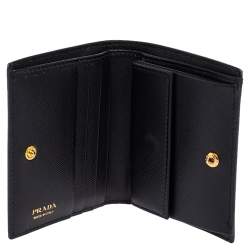 Pre Owned Prada Black Saffiano Leather Compact Wallet