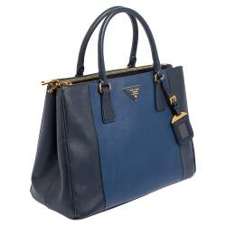 مملوكة مسبقًا Prada Blue Two Tone Saffiano Lux Leather Medium Double Zip Tote