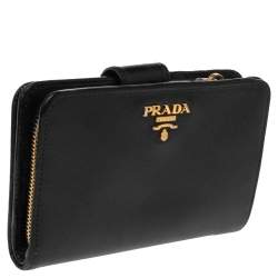 Pre Owned Prada Black Saffiano Leather Compact Wallet