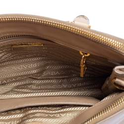 Pre Owned Prada Beige Saffiano Lux Leather Mini Galleria Double Zip Tote