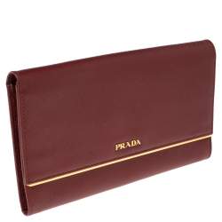 Pre Owned Prada Red Saffiano Lux Leather Metal Bar Flap Continental Wallet