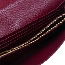 Pre Owned Prada Red Saffiano Lux Leather Metal Bar Flap Continental Wallet