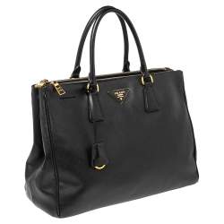 Pre Owned Prada Black Saffiano Lux Leather Medium Galleria Double Zip Tote