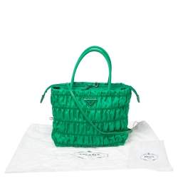 Pre Owned Prada Green Gaufre Nylon Zip Tote