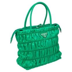 Pre Owned Prada Green Gaufre Nylon Zip Tote