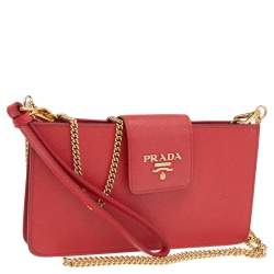 مملوكة مسبقًا Prada Red Saffiano Leather Wallet on Chain
