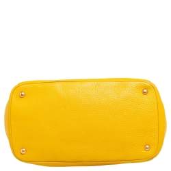 مملوكة مسبقًا حقيبة يد توتس برادا جلد  فيتيلو داينو أصفر