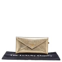 Pre Owned Prada Metallic Gold Saffiano Leather Envelope Wallet