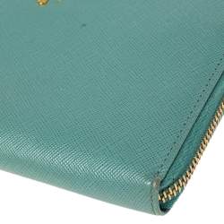 Pre Owned Prada Pale Green Saffiano Lux Leather Zip Around Wallet
