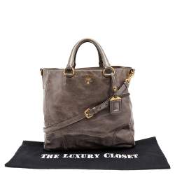 Pre Owned Prada Grey Vitello Shine Leather Top Handle Bag