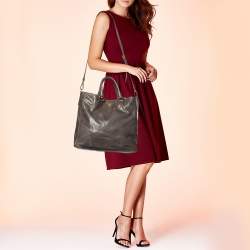 Pre Owned Prada Grey Vitello Shine Leather Top Handle Bag