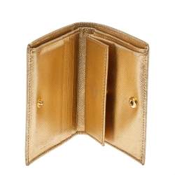 مملوكة مسبقًا Prada Metallic Gold Saffiano Leather Flap Compact Wallet