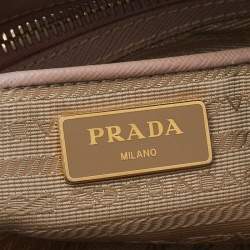 Pre Owned Prada Beige Saffiano Lux Leather Medium Double Zip Tote