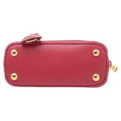 مملوكة مسبقًا Prada Pink Saffiano Lux Leather Mini Promenade Crossbody Bag