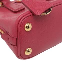 مملوكة مسبقًا Prada Pink Saffiano Lux Leather Mini Promenade Crossbody Bag