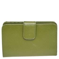 Pre Owned Prada Green Saffiano Leather Compact Wallet