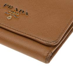 Pre Owned Prada Beige Saffiano Leather Compact Wallet