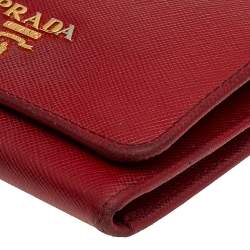 Pre Owned Prada Red Saffiano Leather Compact Wallet