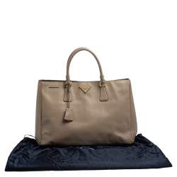 Pre Owned Prada Grey Saffiano Leather Large Open Tote