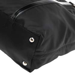 Pre Owned Prada Black Nylon and Leather Zip Tote