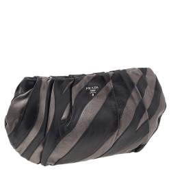 Pre Owned Prada Grey/Black Leather Striped Zip Pouch
