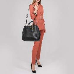 Pre Owned Prada Black Vitello Daino Leather Open Tote