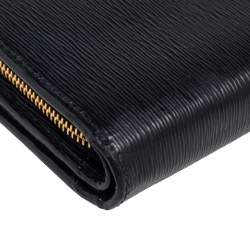 Pre Owned Prada Black Leather Bifold Wallet