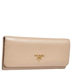 Pre Owned Prada Beige Saffiano Leather Flap Continental Wallet