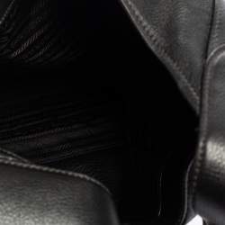 Pre Owned Prada Black Vitello Daino Leather Pocket Hobo