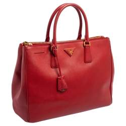 Pre Owned Prada Red Saffiano Lux Leather Large Galleria Double Zip Tote