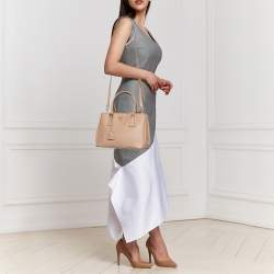 Pre Owned Prada Beige Saffiano Lux Leather Small Double Zip Galleria Tote