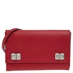 Pre Owned Prada Red Saffiano Turnlock Chain Shoulder Bag