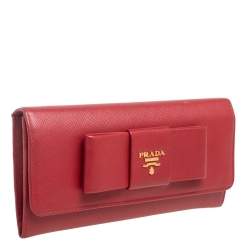 Pre Owned Prada Red Saffiano Lux Leather Bow Flap Continental Wallet